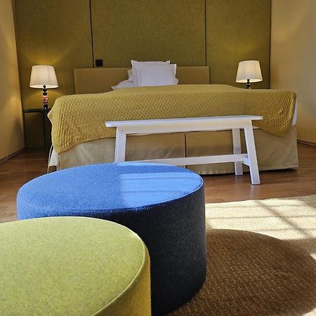 Yellow Flat By Grazrentals With Best Location & Free Parking 외부 사진