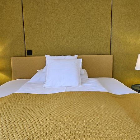 Yellow Flat By Grazrentals With Best Location & Free Parking 외부 사진